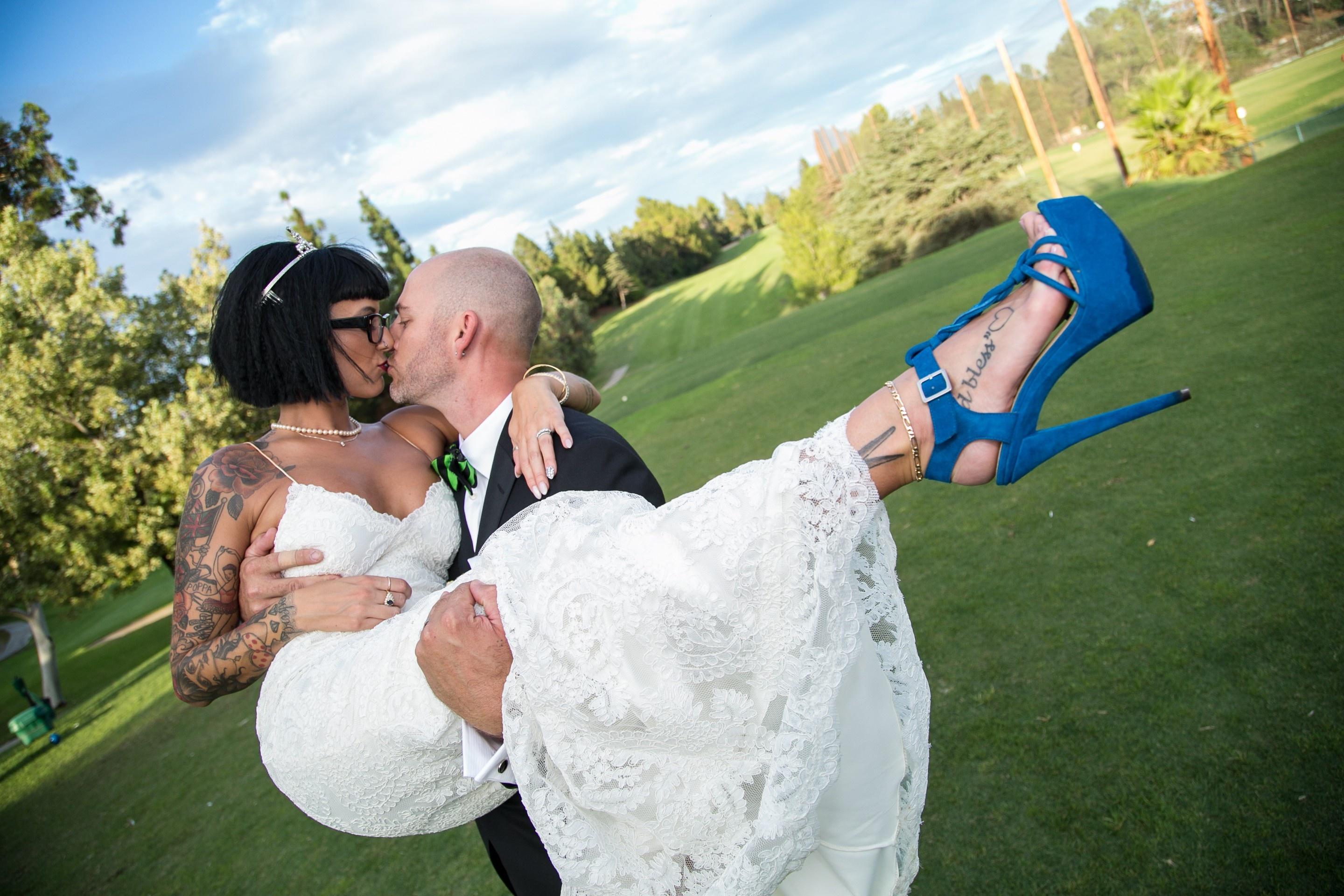 carousel-hero-element image-3